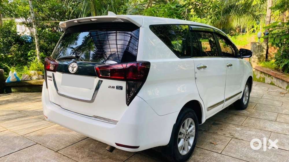 Toyota Innova Crysta 2017 Diesel Automatic (original Kerala)