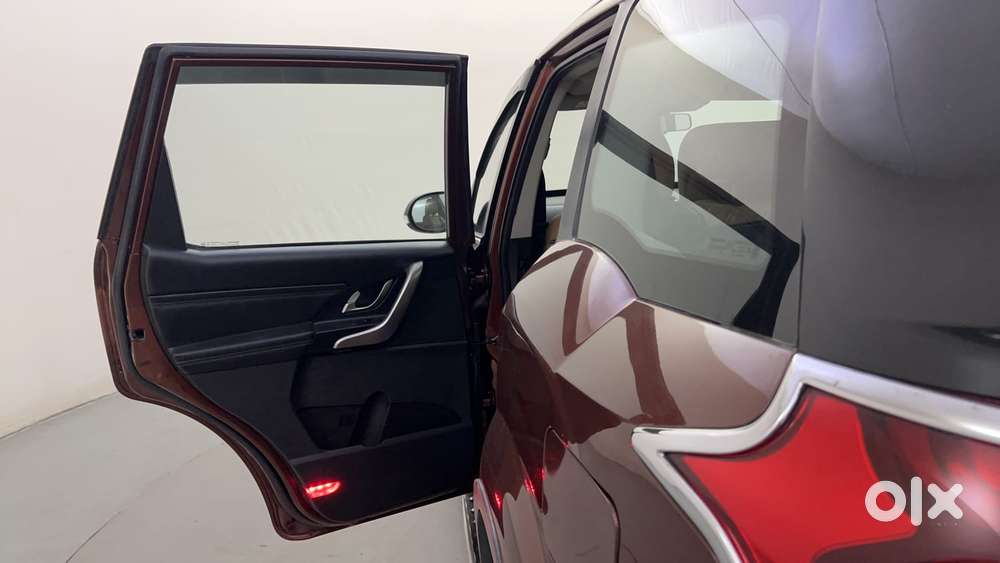 Mahindra Xuv500 W11 At, 2018, Diesel