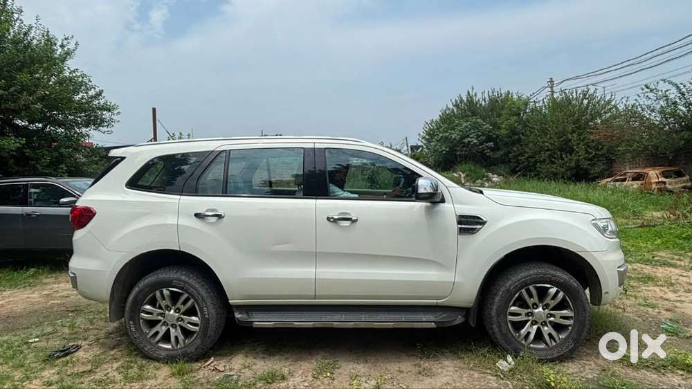 Ford Endeavour 3.2 2017