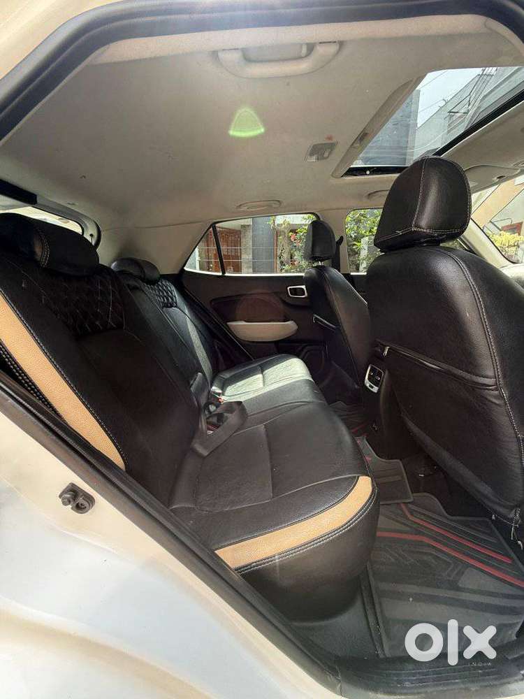 Hyundai Venue 1.5 Crdi Sx (o), 2022, Diesel
