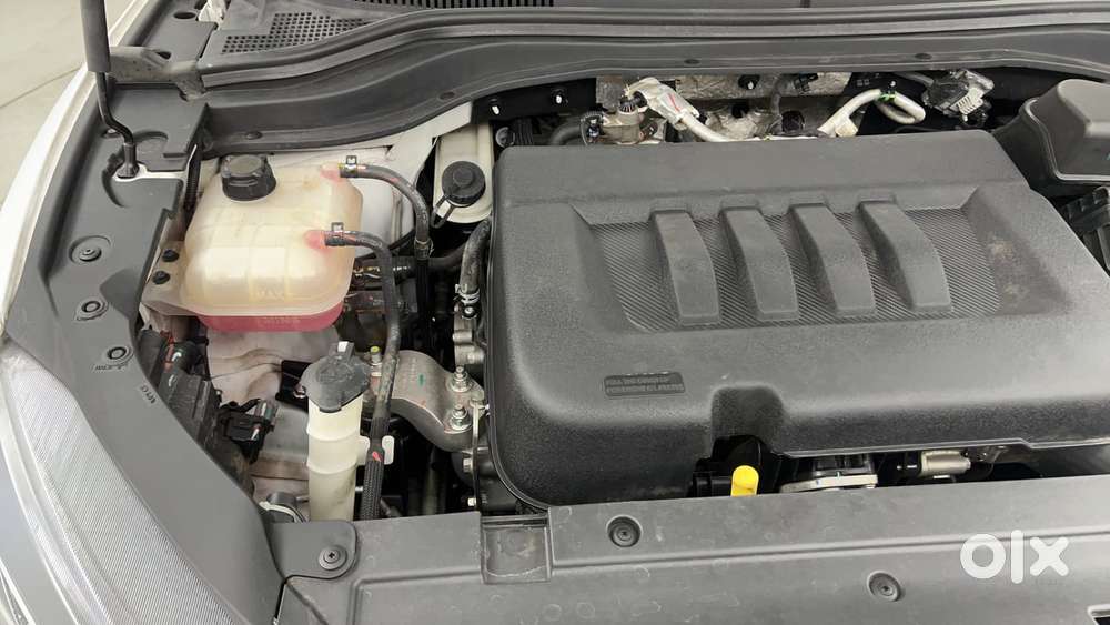 Mahindra Xuv700 2.2 Ax 5 Diesel At 7 Str, 2023, Diesel
