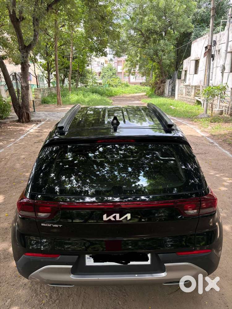 2022  Kia Sonet Htk Plus 1.2 Petrol Mt  17,000 Km  Single Owner
