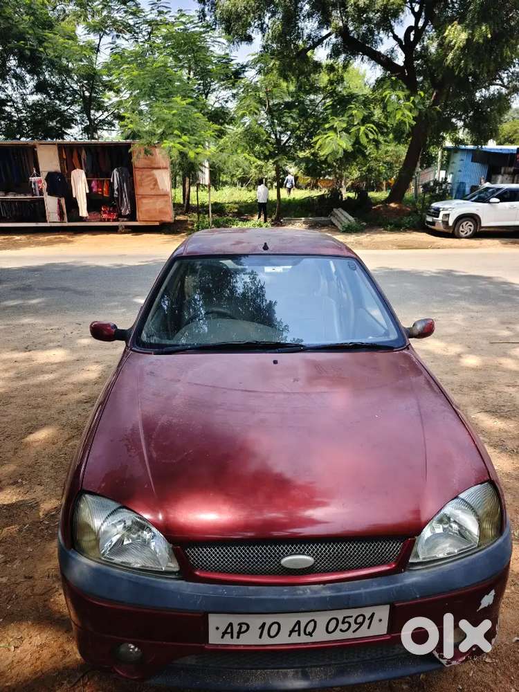 Ford Ikon 1.3l 2009 Petrol