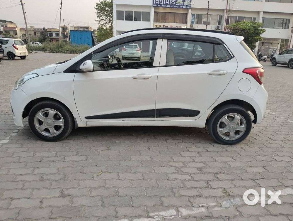 Hyundai Grand I10 Sportz, 2016, Diesel