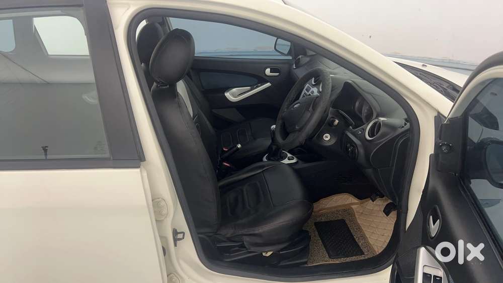 Ford Figo 1.2 Duratec Petrol Titanium, 2015, Petrol