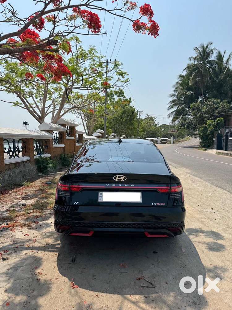 Hyundai Verna Turbo Petrol With Dct Gearbox