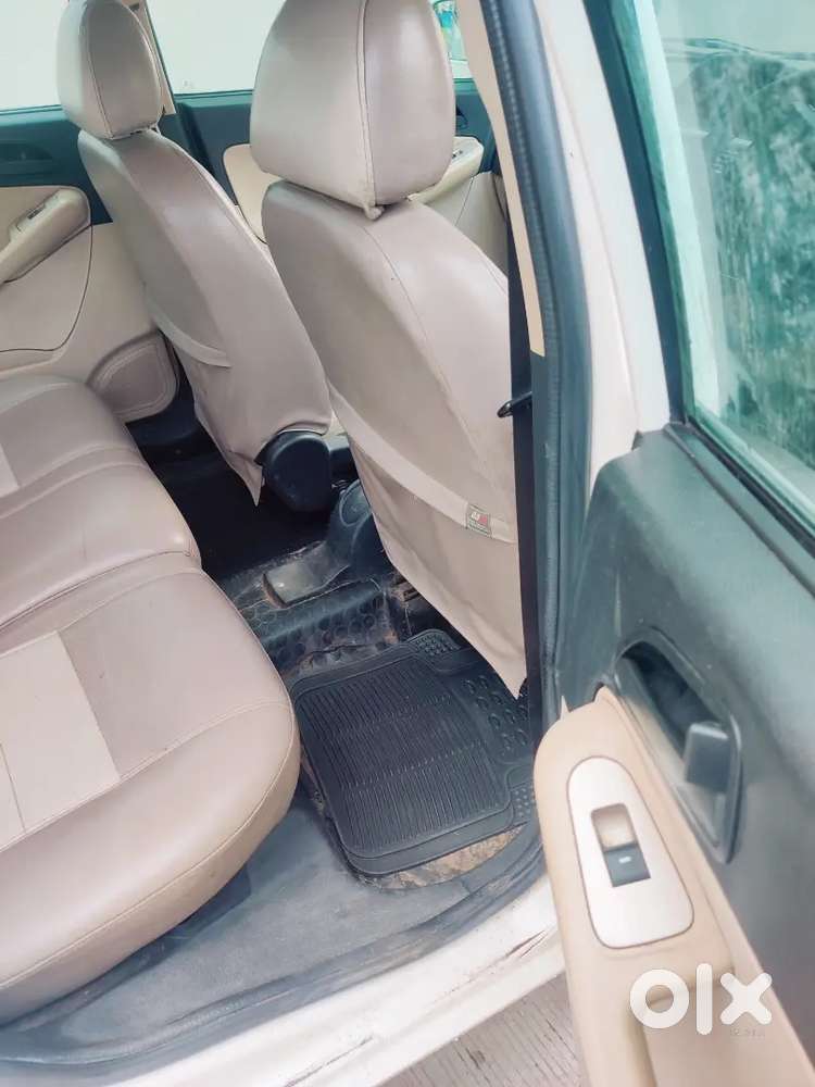 Tata Indica Vista Vx Quadrajet 2012