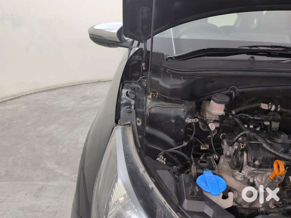 Hyundai I20 Sportz 1.2 Ivt, 2023, Petrol