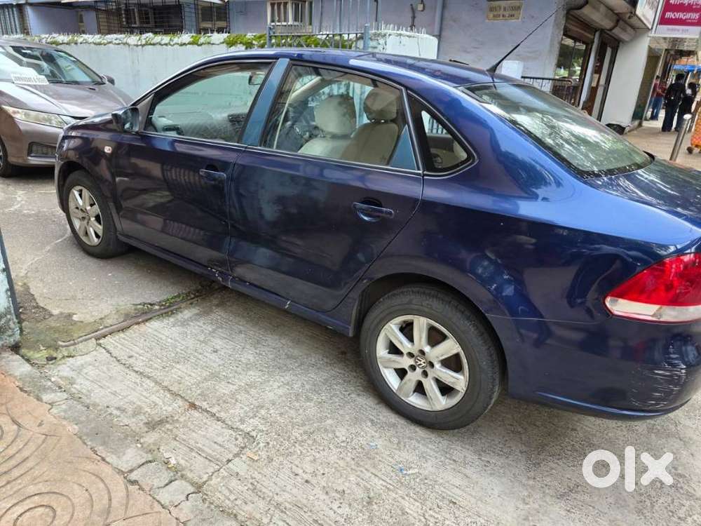 Volkswagen Vento 1.2 Highline Plus At 16 Alloy, 2011, Petrol