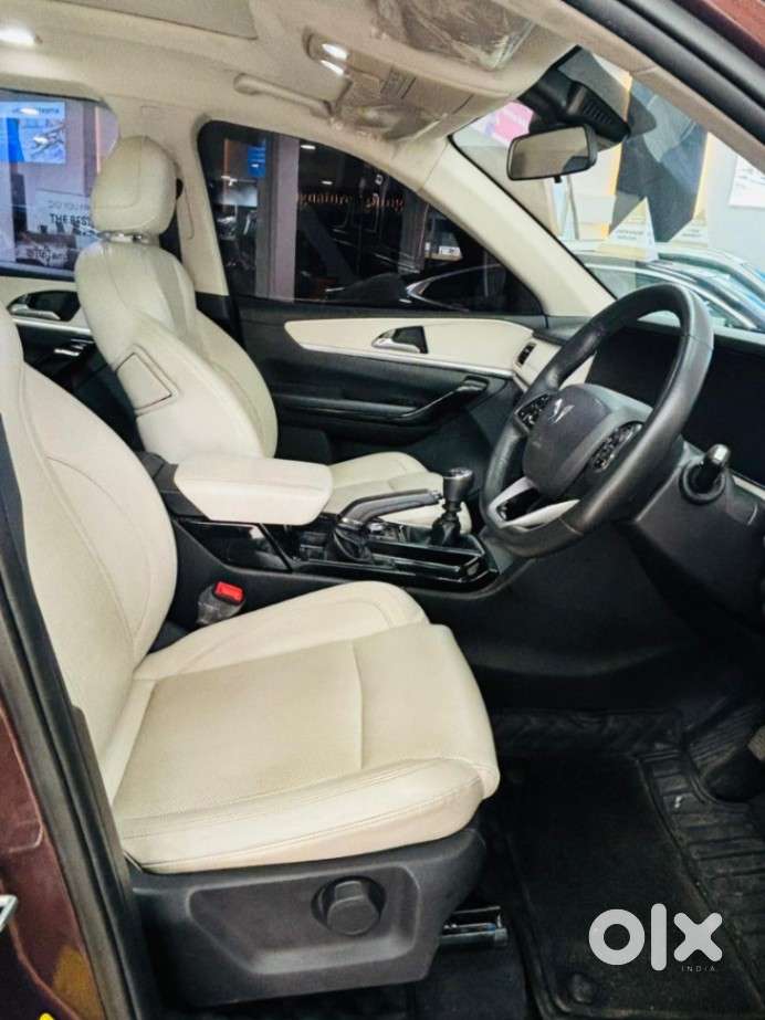 Mahindra Xuv700 2.2 Ax 7 Diesel Mt Str, 2024, Diesel