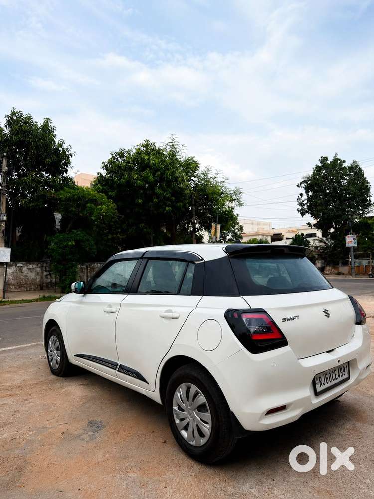 Maruti Suzuki Swift 1.2 Vxi (o), 2025, Cng & Hybrids