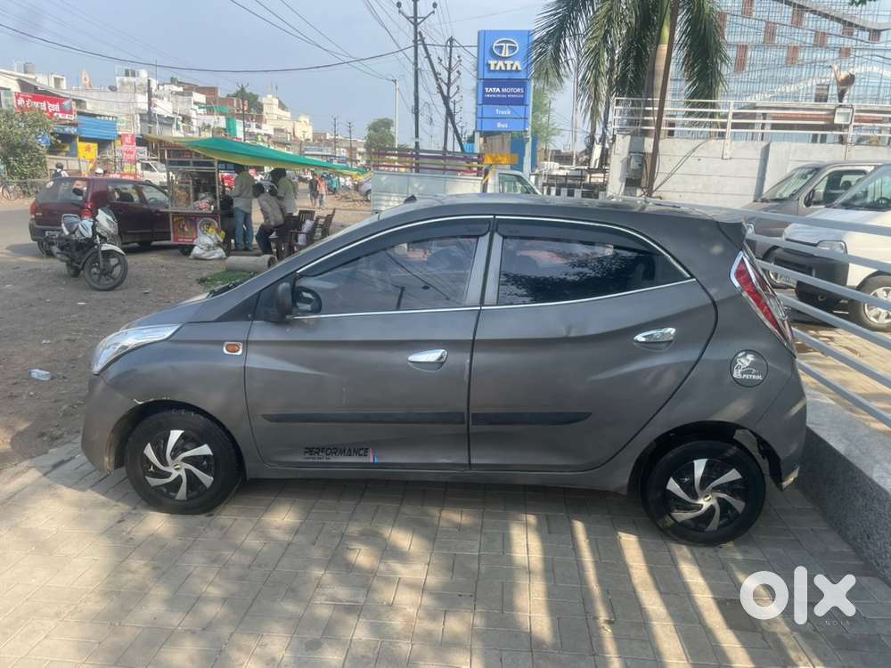 2013 Hyundai Eon Drive