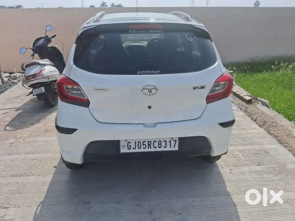 Tata Tiago Wizz Petrol 2017