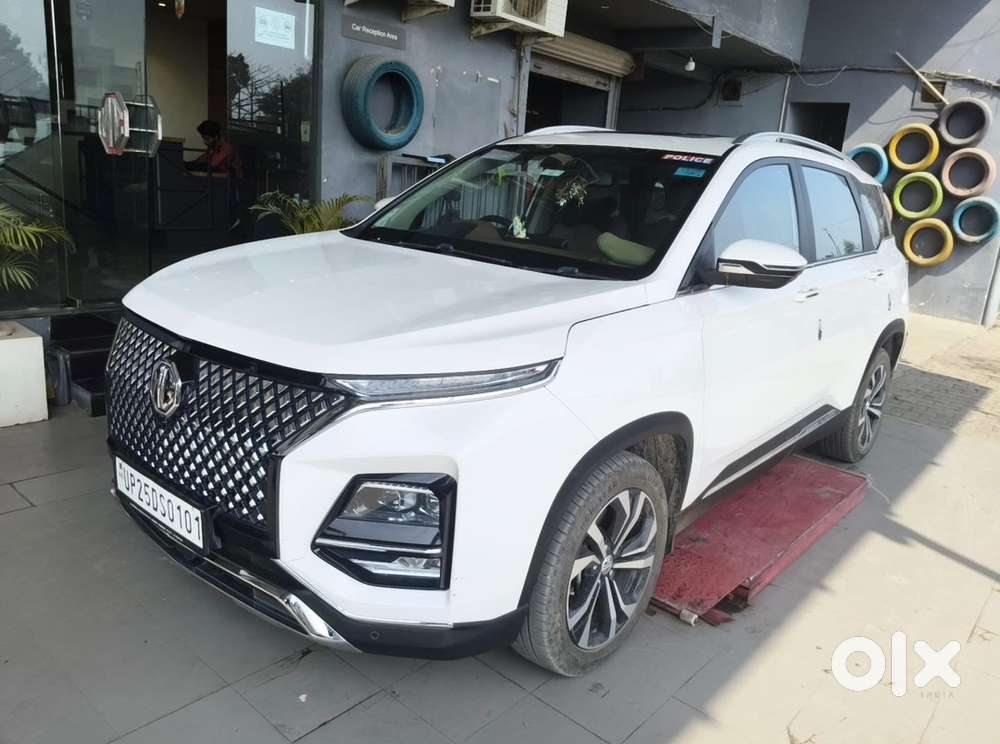 Mg Hector Plus 2023 Petrol New Condition