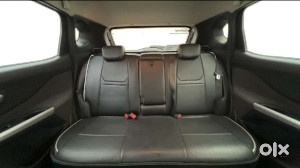 Nissan Magnite 1.0 Xv Premium Turbo Cvt, 2021, Petrol