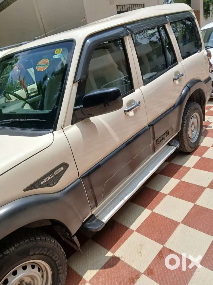 Mahindra Scorpio S3 2018 Diesel Driven 98000 Km