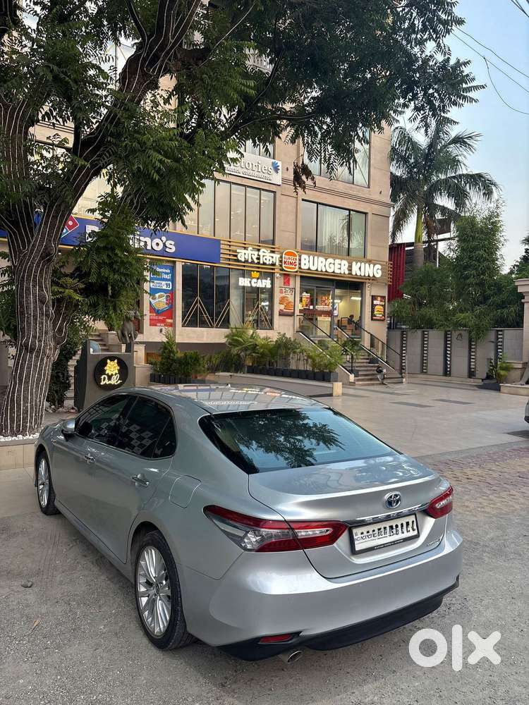 Toyota Camry Hybrid, 2020, Petrol