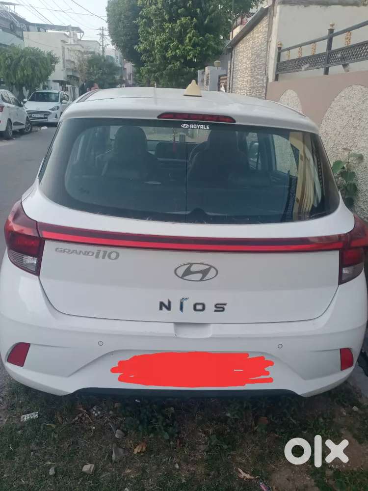 Available For Sale I 10 Nios
