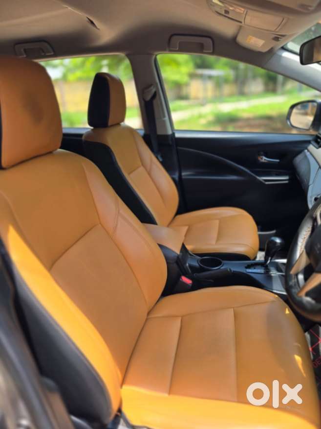 Toyota Innova Crysta 2.5z, 2022, Diesel