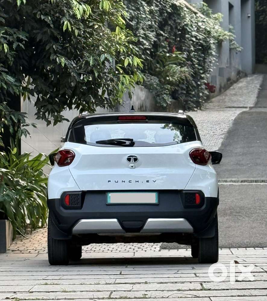 Tata Punch Ev Empowered Plus, 2024, Electric