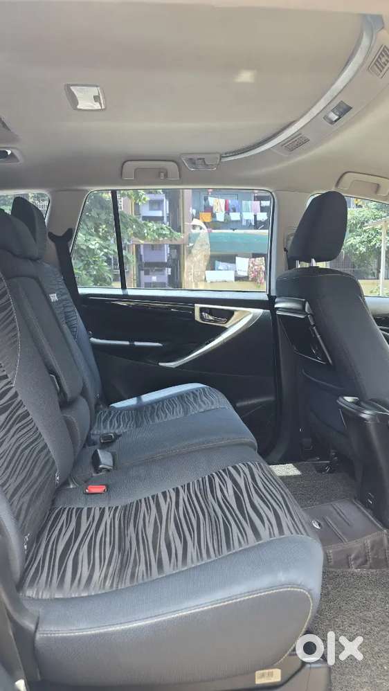 Toyota Innova Crysta 2021