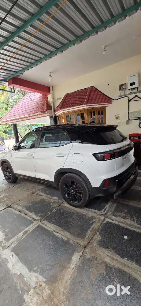 Hyundai Creta Sx(o) Knight Edition Dual Tone Manual