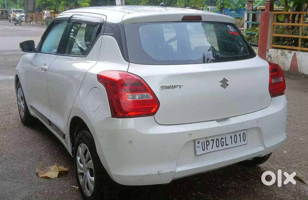 Maruti Suzuki Swift Vxi Optional, 2023, Petrol