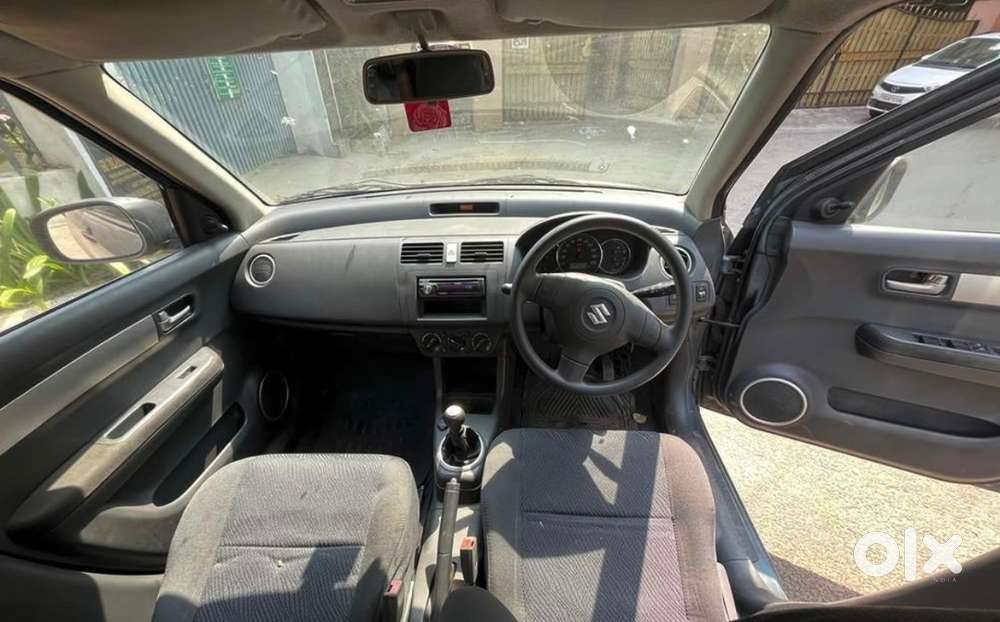 Maruti Suzuki Swift Petrol 2010 Model