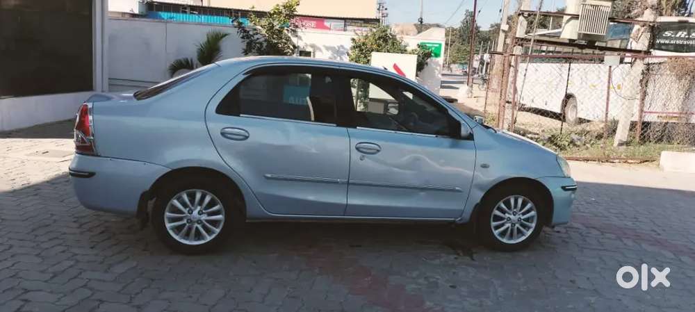 Toyota Etios 2011 Petrol 150000 Km Driven