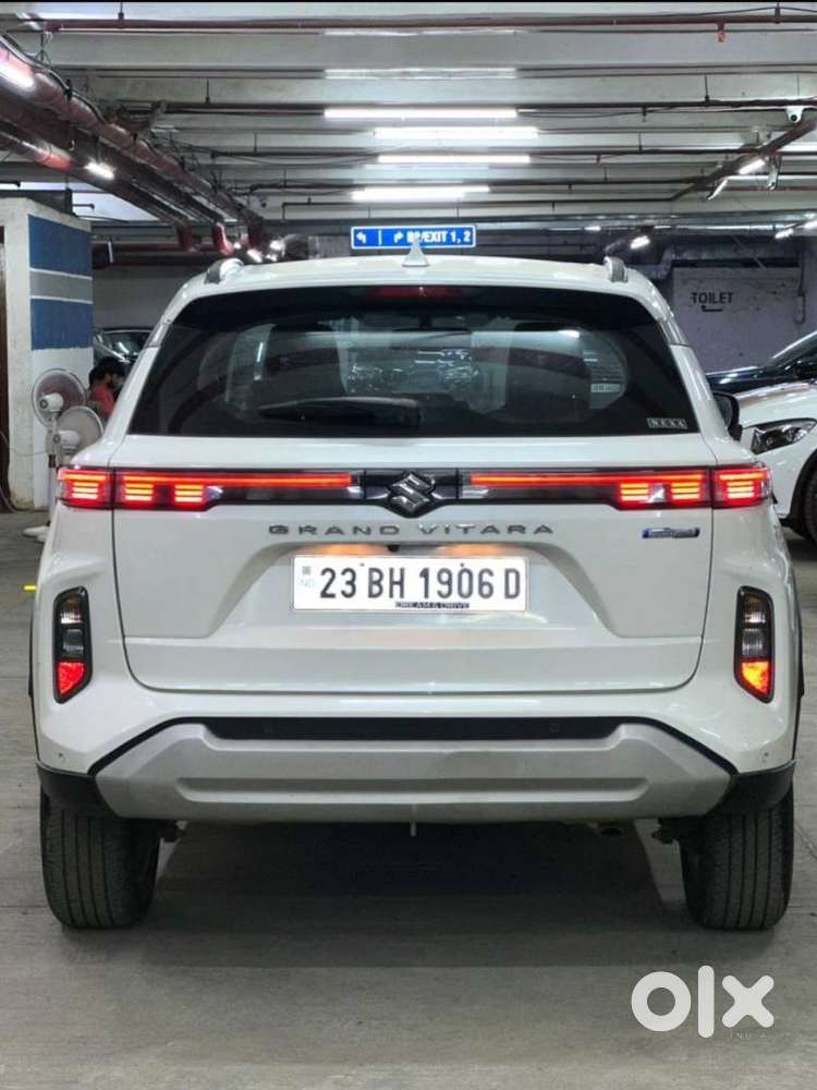 Maruti Suzuki Grand Vitara Alpha Smart Hybrid, 2023, Petrol