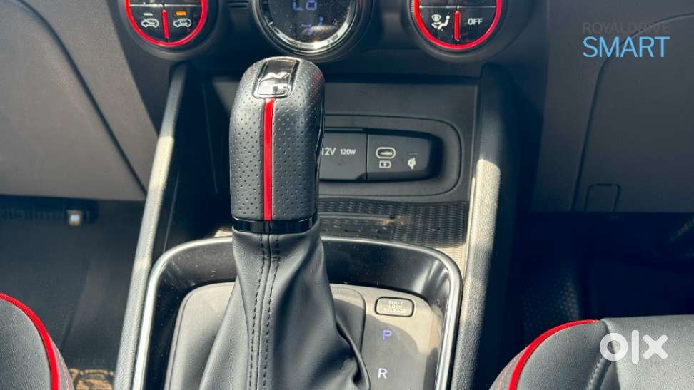 Hyundai Venue, 2022, Petrol