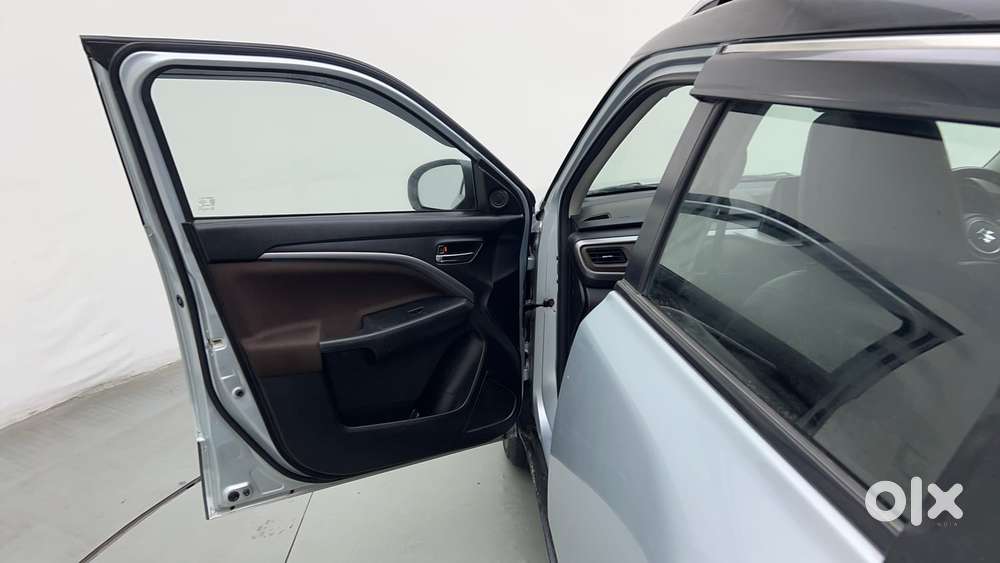 Maruti Suzuki Vitara Brezza 1.5 Zxi Plus At Dual Tone, 2023, Petrol