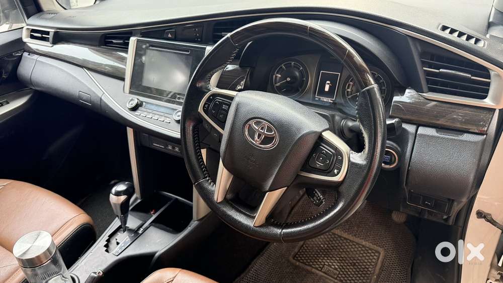 Toyota Innova Crysta 2.8 Zx At 7 Seater, 2018, Diesel
