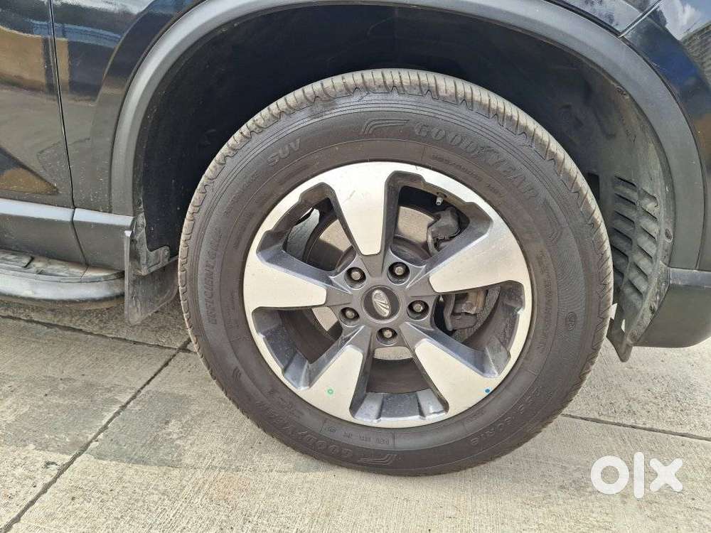 Mahindra Alturas G4 4wd At, 2021, Diesel