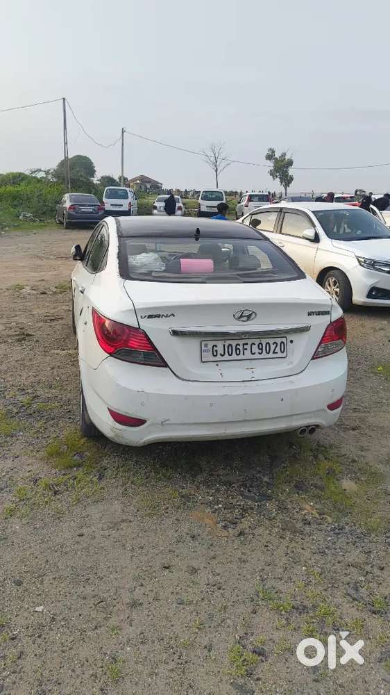 Hyundai Verna 2012 Petrol Suv