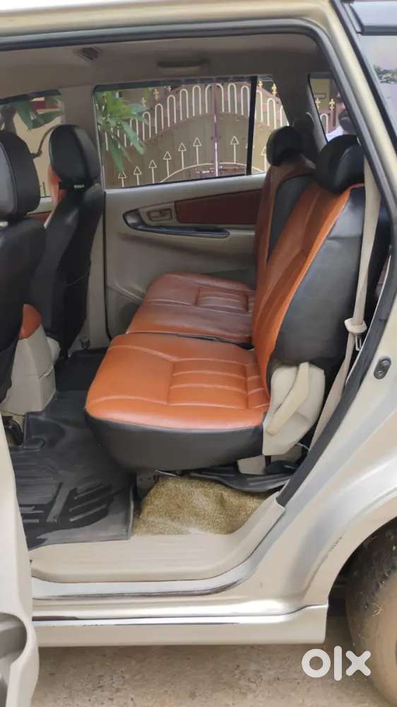 Toyota Innova 2013  Quter Tax