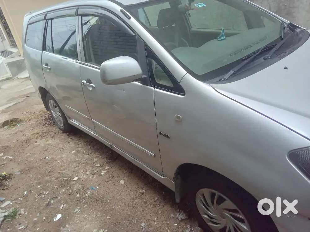 Toyota Innova 2010 Diesel 224000 Km Driven