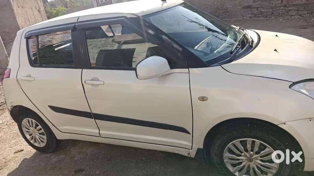 साइलेंट इंजन चलने में जोरदार आरामदायक