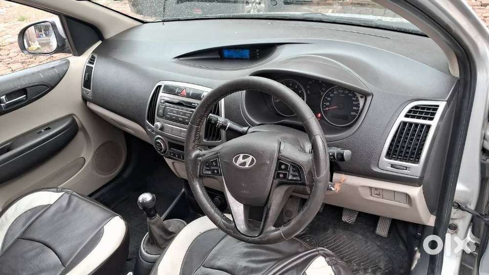 Hyundai I20 Sportz 1.2 Bs-iv, 2013, Petrol