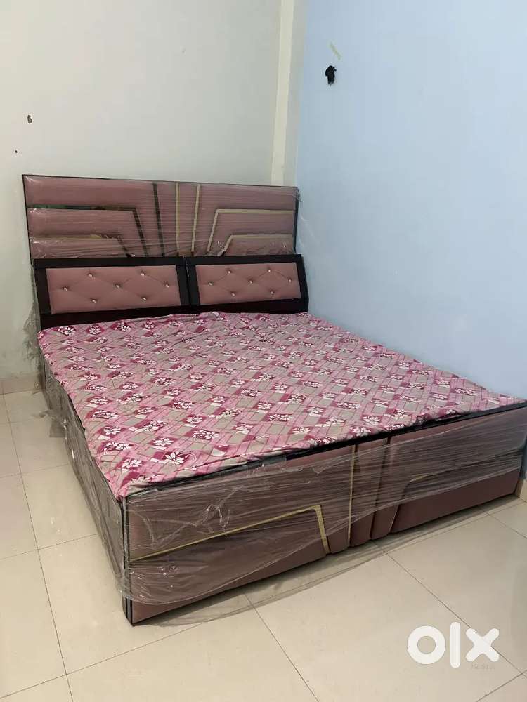 Double Bed
