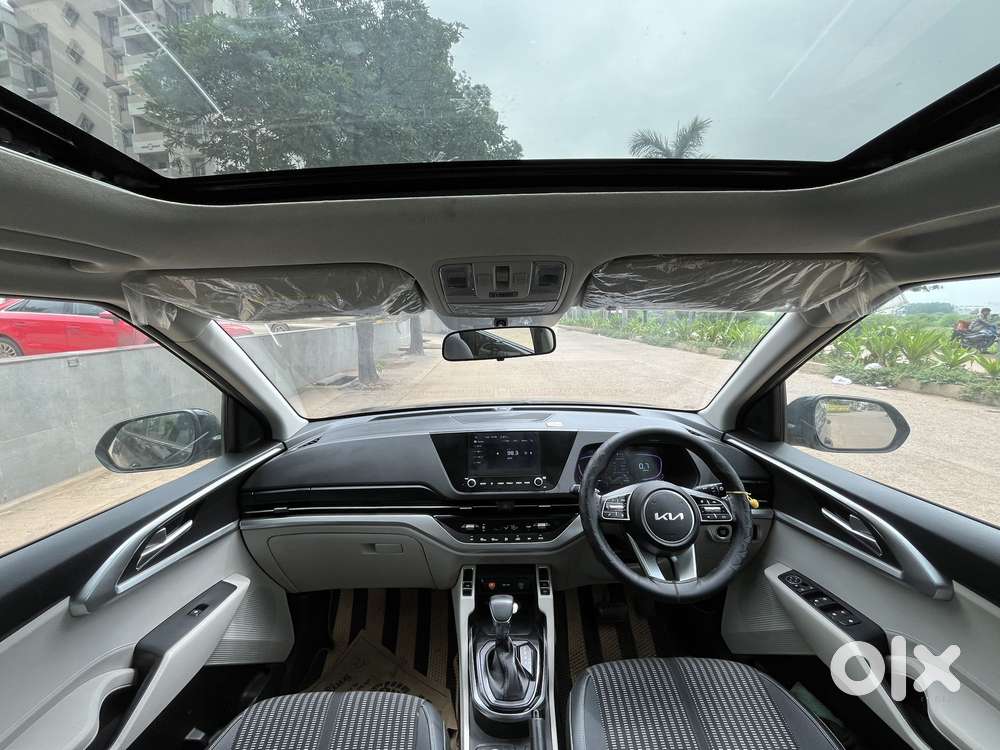 Kia Carens D1.5 6mt Premium 07, 2025, Petrol