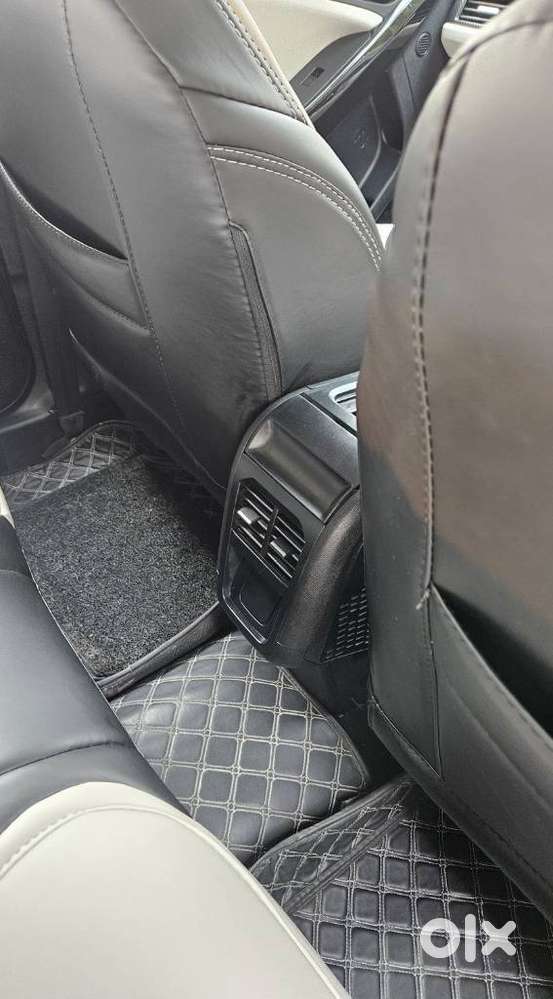 Tata Nexon Pure 1.2 S Revotron Petrol 6 Mt, 2025, Cng & Hybrids