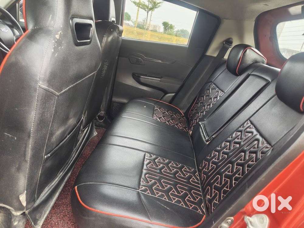 Mahindra Kuv 100 Mfalcon D75 K8 Dual Tone, 2018, Diesel