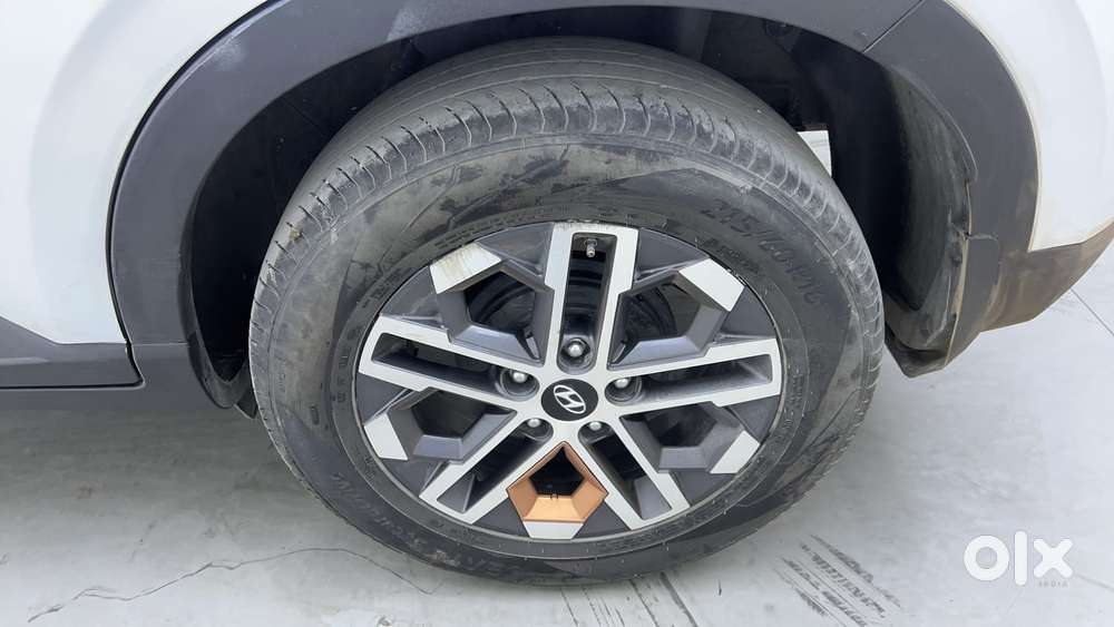 Hyundai Venue 1.0 Sx (o) Turbo Dct, 2023, Petrol
