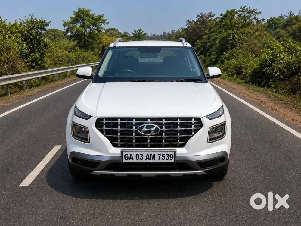 Hyundai Venue 2020 Petrol 83000 Km Driven