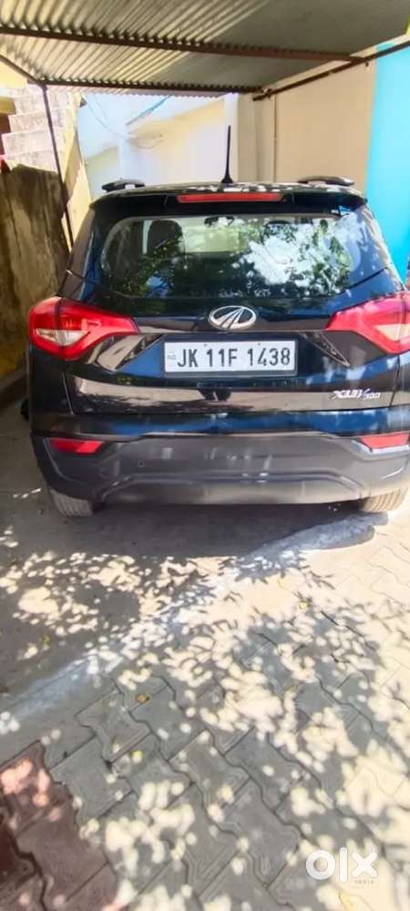 Xuv 300 W6 Diesel Sunroof