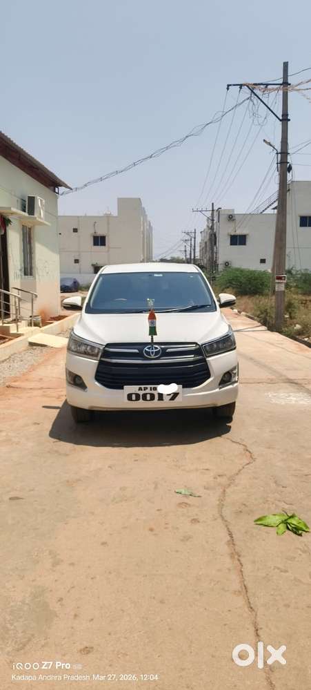 Toyota Innova Crysta 2.4 Gx Mt 8s, 2017, Diesel