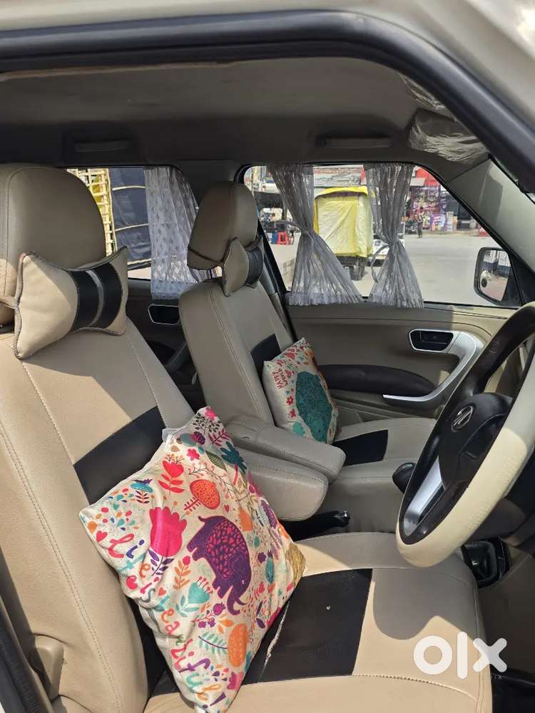 Mahindra Tuv 300 2016 Diesel 80000 Km Driven
