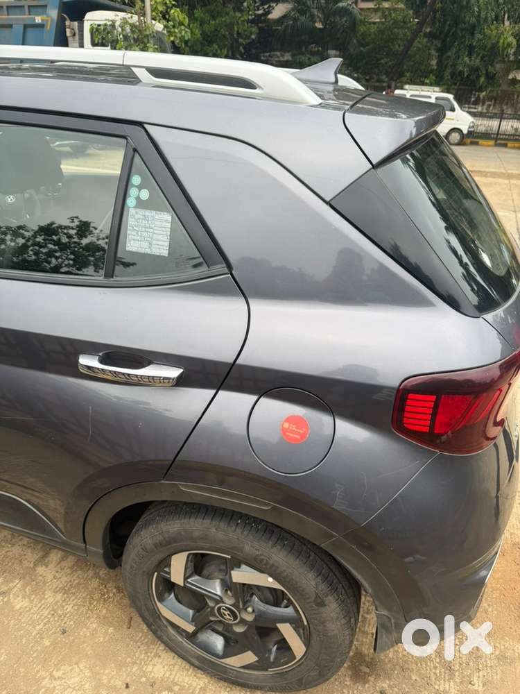 Hyundai Venue Petrol 2019