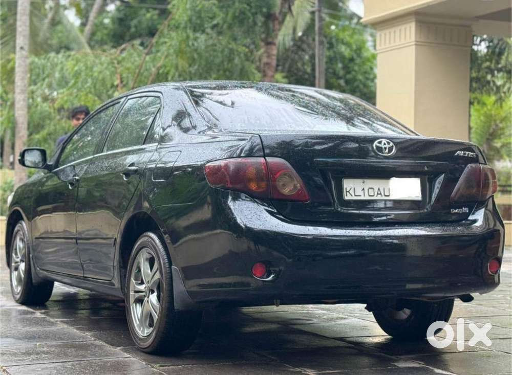 Toyota Corolla Altis 2010 Diesel Well Maintained
